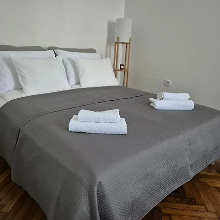 Isidora Apartment