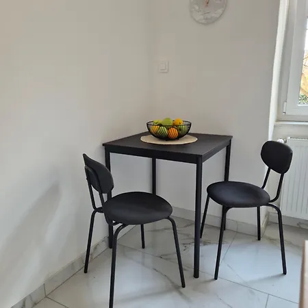 Isidora Apartment *