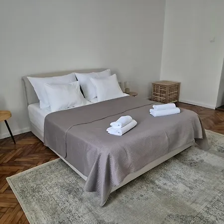 Isidora Zagreb